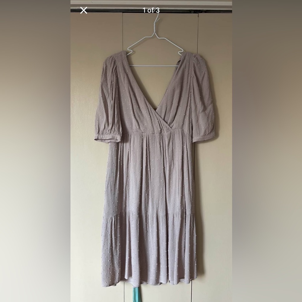 Chic Backless Cream Dress
